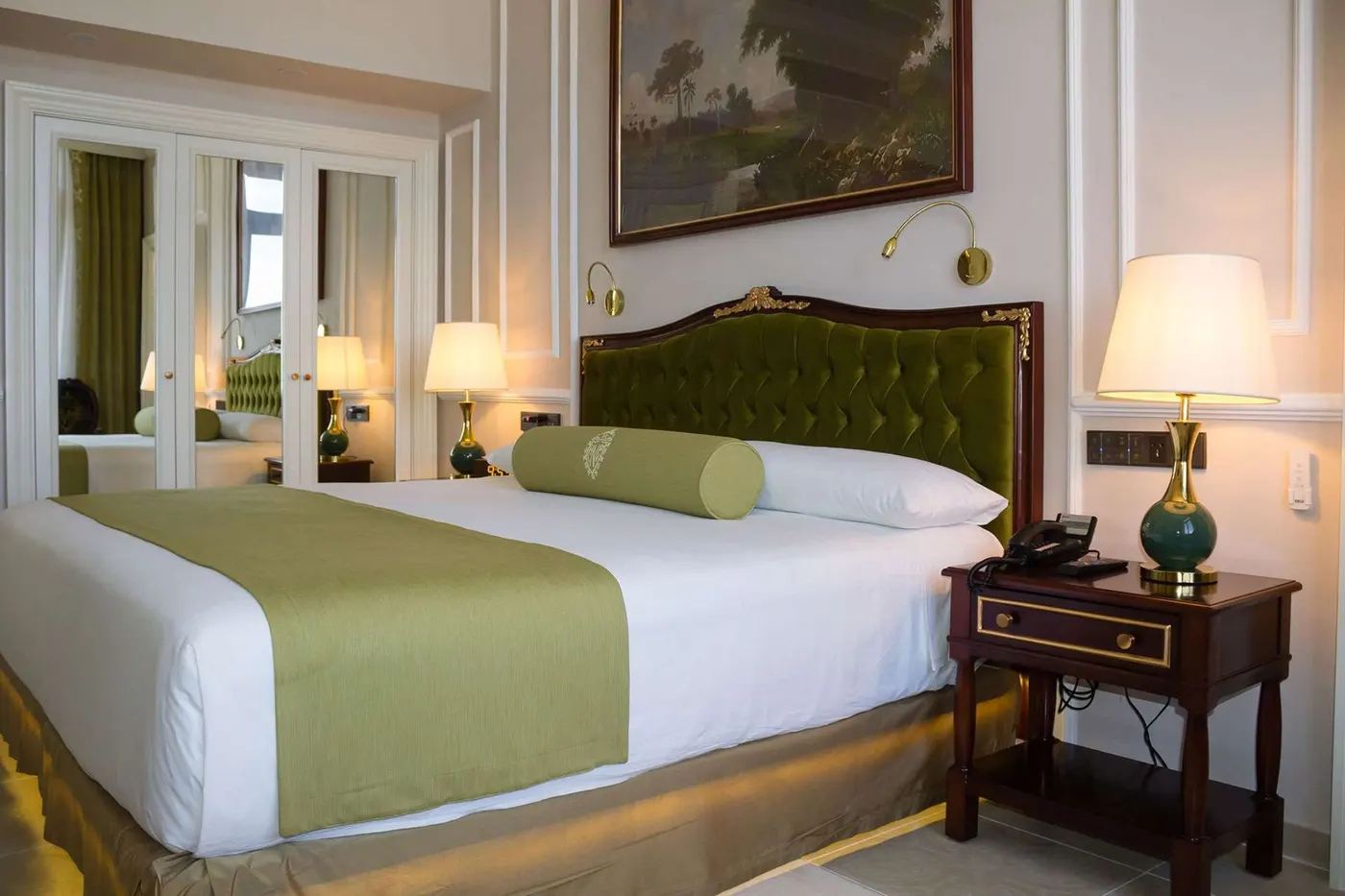 Hotel Nacional de Cuba, a guest room (2)