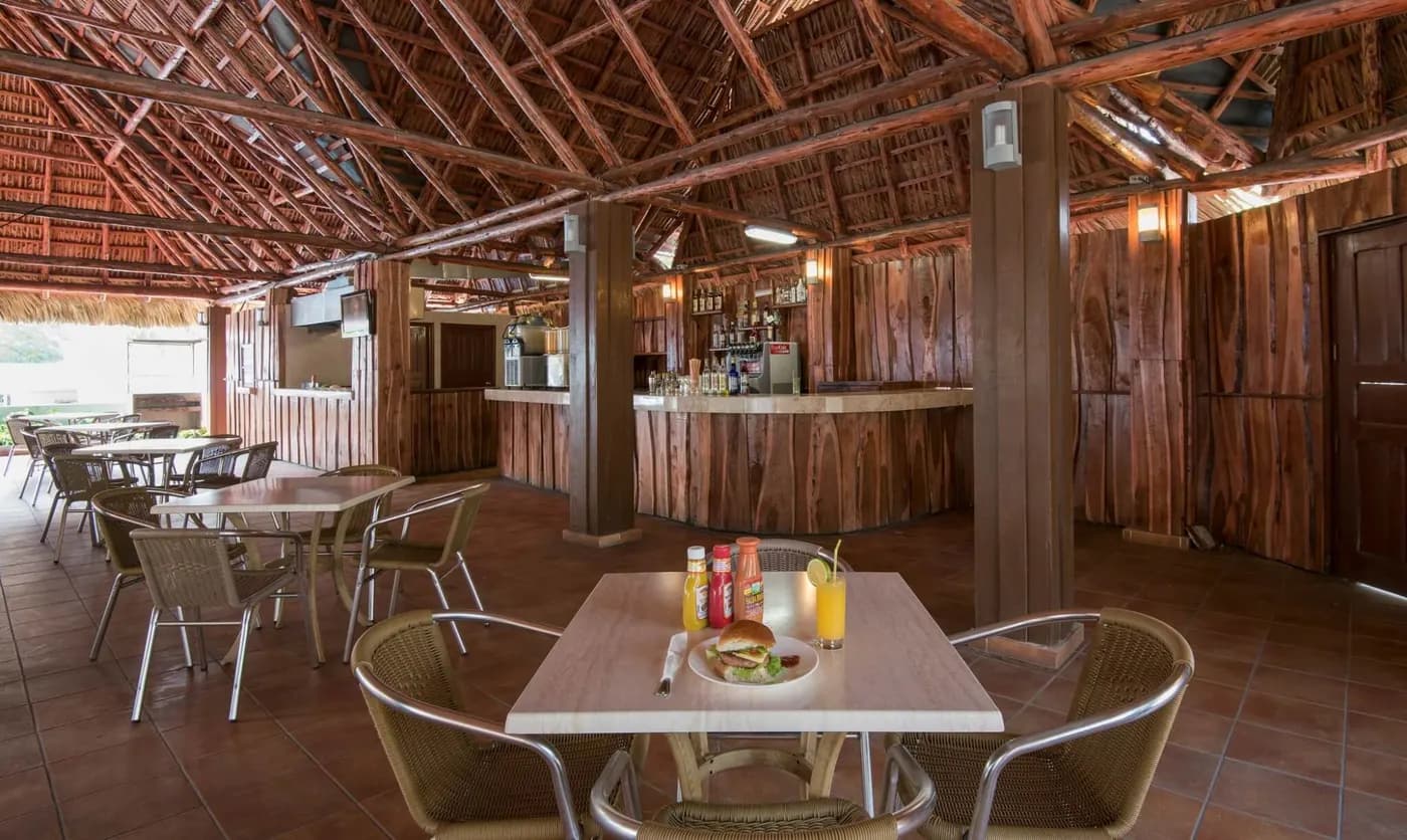Hotel Sunbeach, the snack bar
